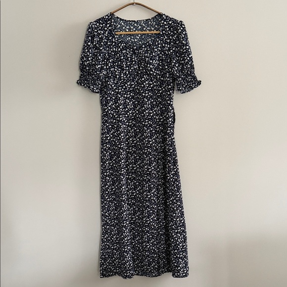 Bardot Dresses & Skirts - Bardot Midnight Blue Floral Maxi Dress